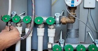 Установка водопроводного коллектора в Донском от Мастер24 — монтаж гребёнки, коллекторной группы, цена от 6586 руб